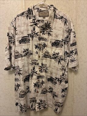 Casual Men's Short-Sleeve Hawaiian Button-Down Shirt - White and Black